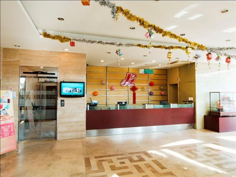 Jingjiang Inn Shanghai Caobao Railway Station Экстерьер фото